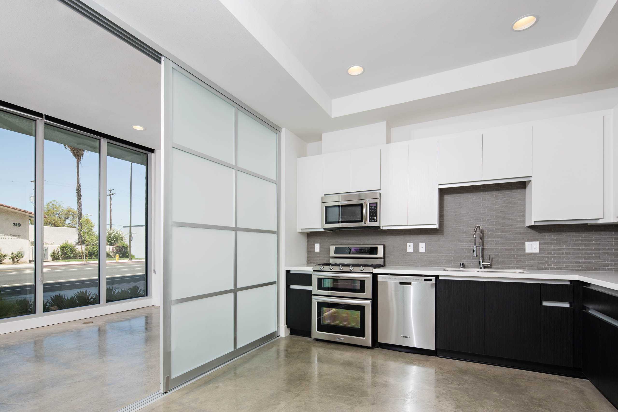 AMLI Lex on Orange | Glendale CA Apartments